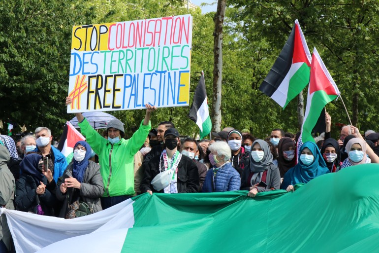 محللة فرنسية ترى أن اقتراح ماكرون حشد تحالف ضد حماس يشجع الإبادة الجماعية للفلسطينيين في غزة