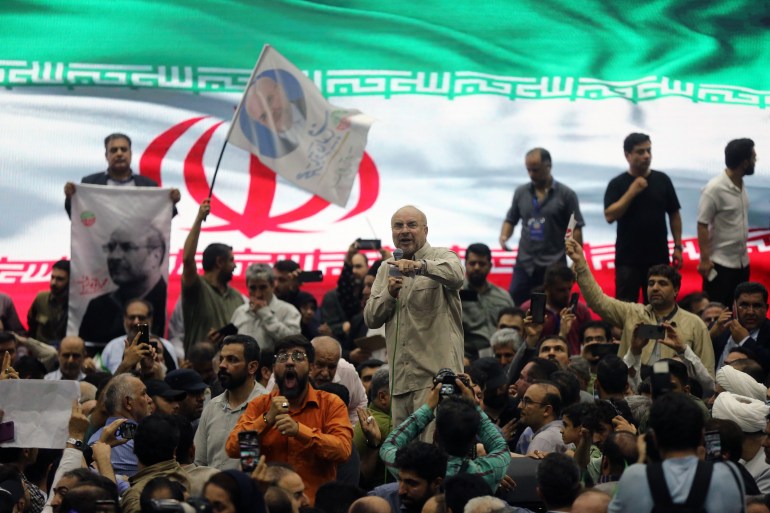 Conservative candidate Ghalibaf holds rally ahead of Iran's presidential election- - TEHRAN, IRAN - JUNE 26: Conservative candidate Mohammad Bagher Ghalibaf addresses crowd gather during a rally at Shiroudi (Amjadieh) Sport Complex ahead of June 28 presidential election, in Tehran, Iran on June 26, 2024.