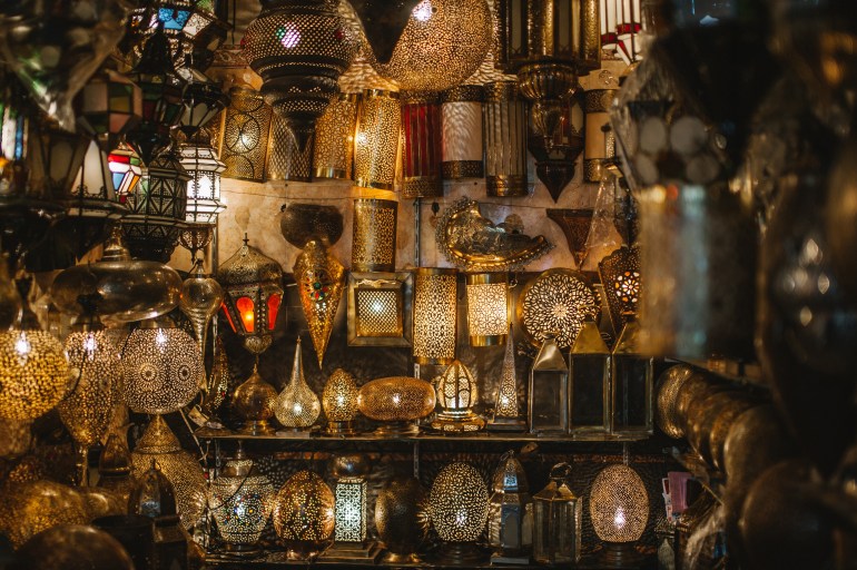 منتجات الصناعة التقليدية-الصور المسموح باستعمالها ومصدرها المجلس الجهوي للسياحة بمراكش
