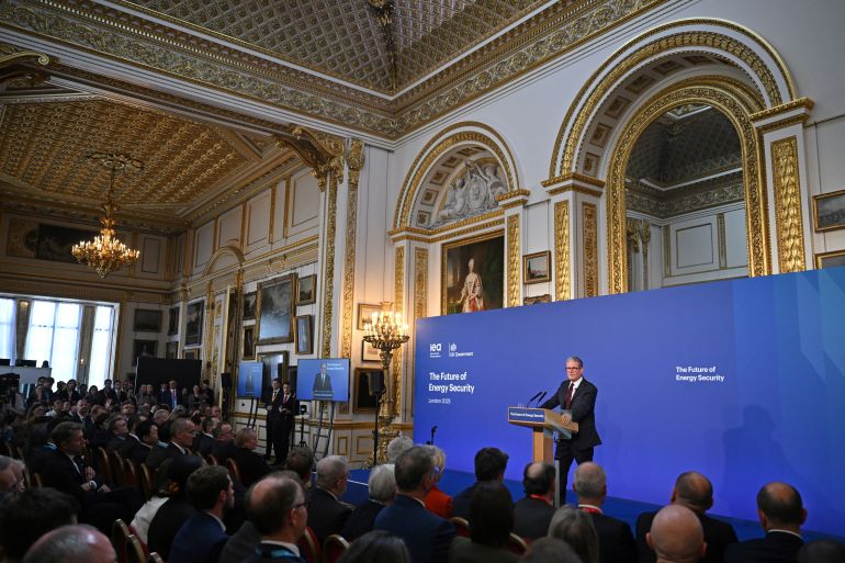 Britain's Prime Minister Keir Starmer delivers a keynote speech during the Future of Energy Security Summit, hosted by the International Energy Agency and UK Government at Lancaster House in London, on April 24, 2025. JUSTIN TALLIS/Pool via REUTERS