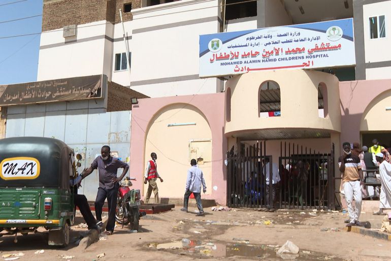 مراكز العزل بأمدرمان ولجلب المياه من النيل وصور تظهر مياه لا تصلح للشرب