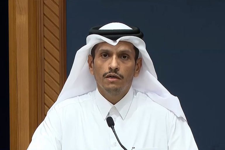 رئيس مجلس الوزراء وزير الخارجية القطري الشيخ محمد بن عبد الرحمن آل ثاني، خلال مؤتمر صحفي مع ووزيرة الخارجية الفرنسية كاثرين كولونا