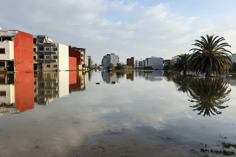 عبد الغني بلوط_ القصر الكبير_ الفيضانات غمرت شوارع المدينة