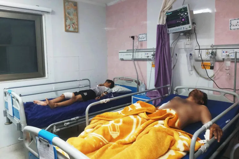 المصدر: حساب وكالة فارس على تليغرام https://t.me/farsna/413834 مصابون في الهجوم على صالة الألعاب الرياضية في لامرد