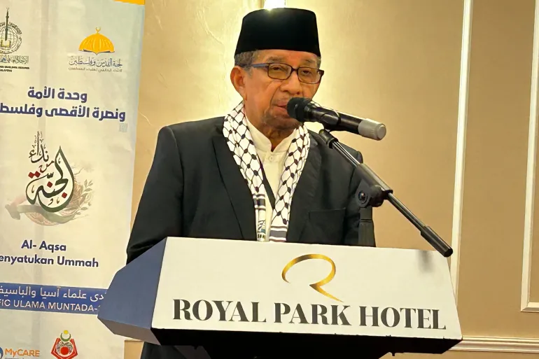 الدكتور سالم العطاس الجغري_ على الحكومات أن تتبنى مواقف الشعوب تجاه تحقيق العدالة والاستقلال لفلسطين تحقيقا لمبادئ الديموقراطية