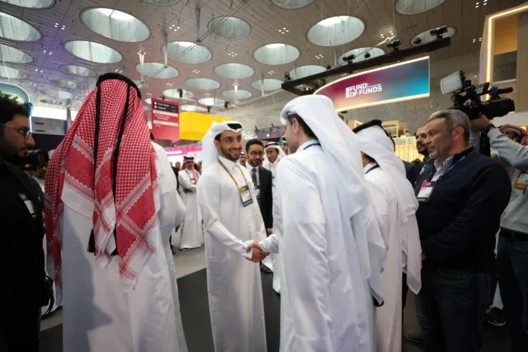 قمة الويب بالدوحة.. المدير العام لشبكة الجزيرة الإعلامية الشيخ ناصر بن فيصل آل ثاني