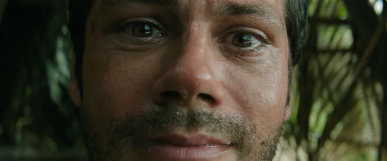 للاستخدام الداخلي فقط - 1- ريتشيل ماك أدمز في لقطة من أرسلوا النجدة (آي ام دي بي)