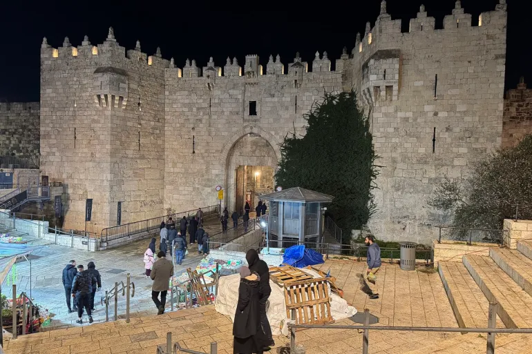 باب العامود البوابة الرئيسية المؤدية للبلدة القديمة في القدس