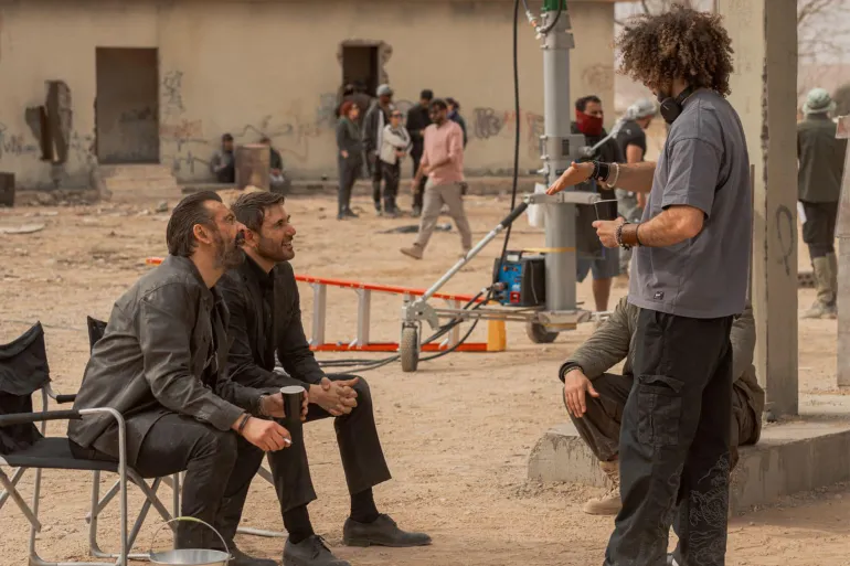 كريم عبد العزيز وأحمد عز في موقع تصوير فيلم الكلاب السبعة @(آي ام دي بي)