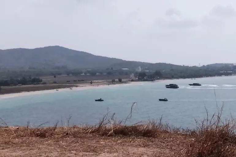 المصدر: صور البحرية التايلاندية وزعتها على الصحفيين الذين غطوا الحدث. بمشاركة 8 آلاف جندي...تايلاند والولايات المتحدة وحلفاؤها يطلقون تدريبات كوبرا الذهبية