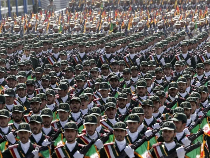 الحرس الثوري المؤسسة الأقوى في إيران عسكريا واقتصاديا ومؤثرا في القرار السياسي -اسوشيتد برس