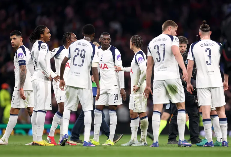 LONDON, ENGLAND - MARCH 18: Players of Tottenham Hotspur interact during a break in play during the UEFA Champions League 2025/26 Round of 16 Second Leg match between Tottenham Hotspur FC and Atletico de Madrid at Tottenham Hotspur Stadium on March 18, 2026 in London, England. (Photo by Julian Finney/Getty Images)