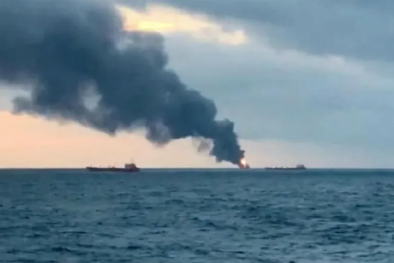 حرس الثوري الإيراني:تم استهداف ناقلة نفط تجاهلت التعليمات في مضيق هرمز - المصدر:إرنا