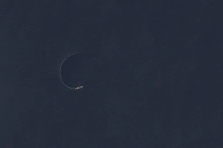 صور أقمار صناعية تظهر موقع حاملة الطائرات جيرالد فورد في البحر الأحمر المصدر: سينتنال -2