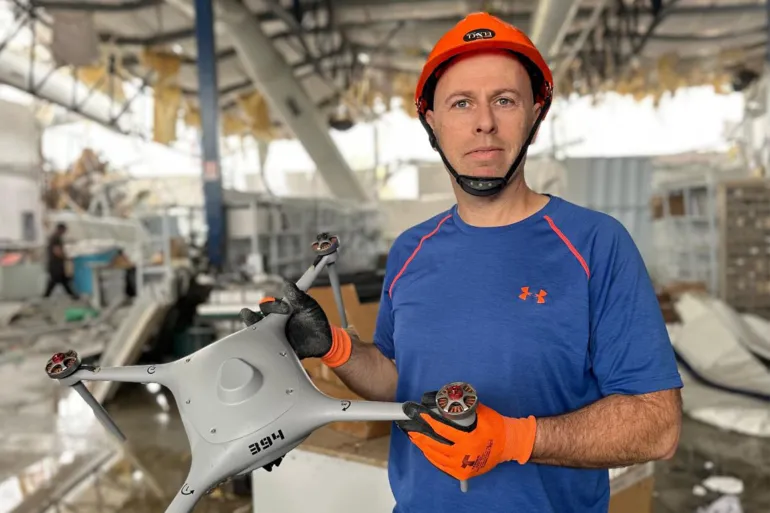 لقطة من داخل مصنع للمسيرات الإسرائيلية تعرض للقصف من إيران @حساب لينكد ان - @ofiravram