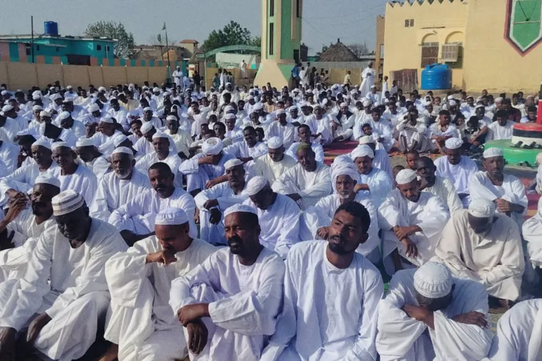 صلاة العيد بمسجد الخليفة محمد علي الشاورابي بدلسة الشاوراب بالقضارف