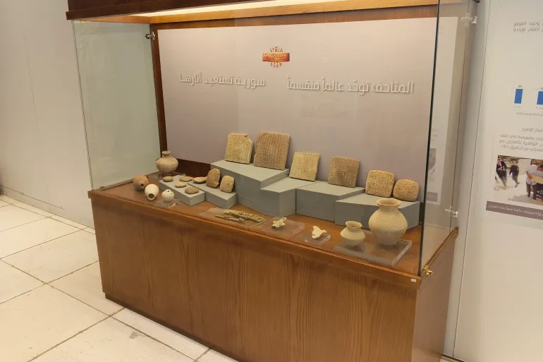 قطعة أثرية مستردة كانت منهوبة من متحف إدلب