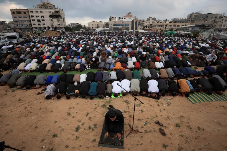 Palestinian Muslims attend the Eid al-Adha prayer, in Gaza City, May 27, 2026. REUTERS/Dawoud Abu Alkas TPX IMAGES OF THE DAY