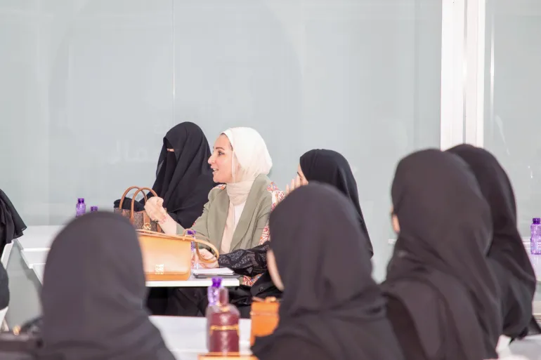 المصدر: حساب كلية المجتمع في قطر على إكس ورشة دور التعليم في ترسيخ الأمن الفكري في زمن التحولات المعاصرة" على هامش معرض الدوحة للكتاب في دورته الـ35. الرابط: https://x.com/CommunityCQ/status/2056061673950097901?s=20