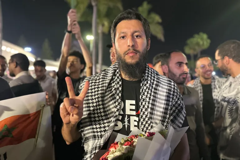 الصور من 1 و 2: / اليملاحي: ما عشناه لا يُقارن إطلاقاً بما يعيشه الأسرى الفلسطينيون / مصدر الصورة: الجزيرة