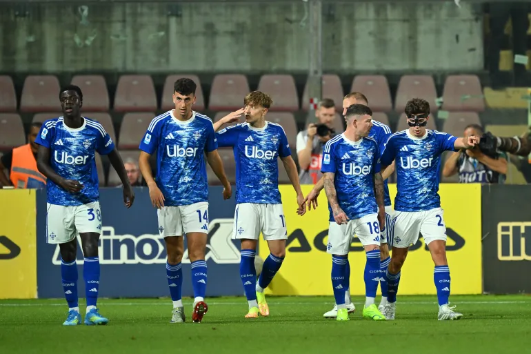 CREMONA, ITALY - MAY 24: Jesus Rodriguez of Como 1907 celebrates after scoring the 0-1 goal during the Serie A match between US Cremonese and Como 1907 at Stadio Giovanni Zini on May 24, 2026 in Cremona, Italy. (Photo by Marco M. Mantovani/Getty Images)