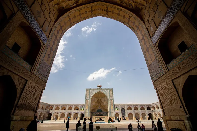 جامع أصفهان الكبير، أقدم مجمع معماري ديني في إيران Source: mehrnews.com حامد وكيلي